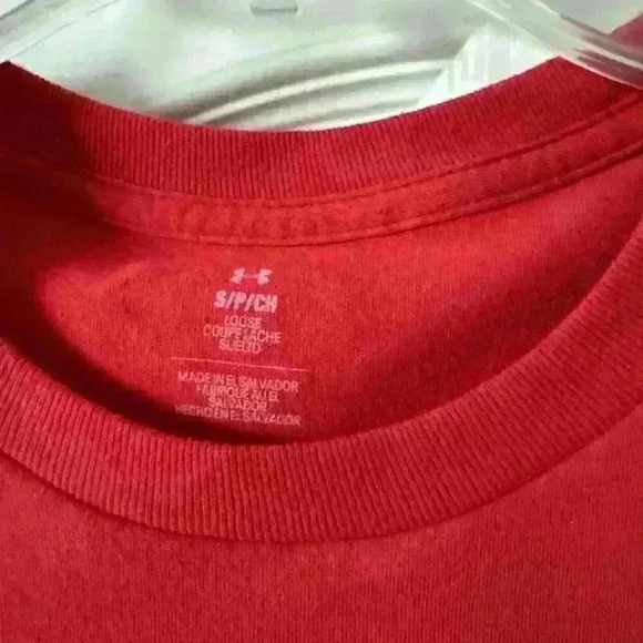 Under Armour red and gold Collegiate Tshirt Size Small - Picture 3 of 3